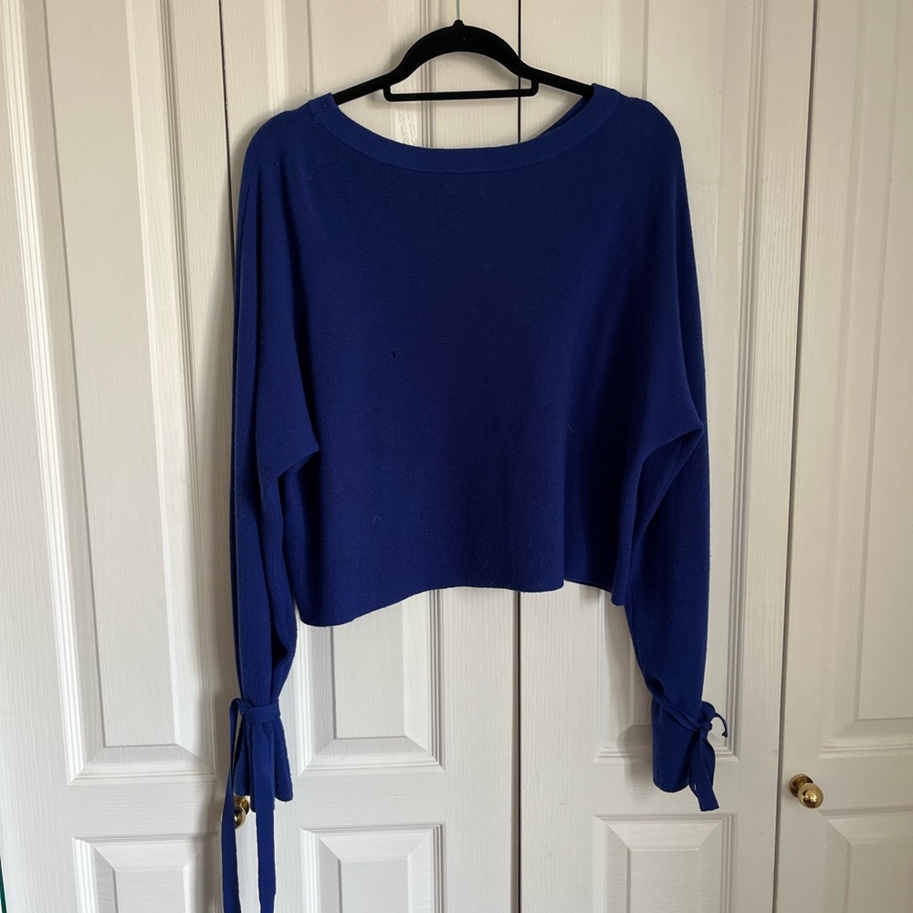 Wilfred Tie Long Sleeve Sweater